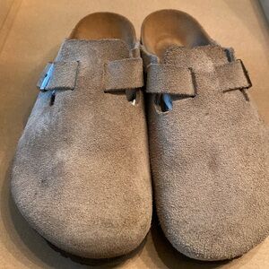 Birkenstock Boston Clog Taupe sz 39